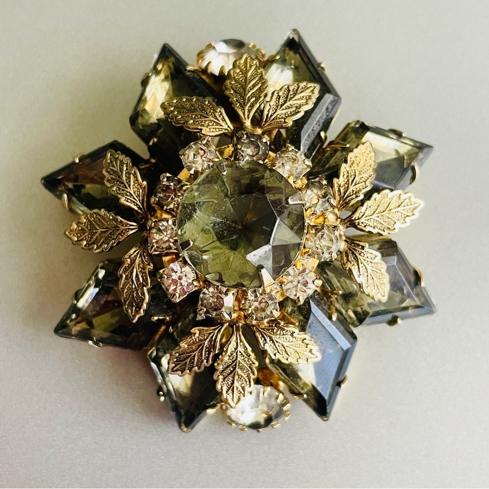 Fabulous Vintage Smoky & Clear Rhinestone Crystal Leaf Large 2” Brooch /…